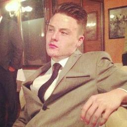 Professional musician and occasional rugby player. So follow me &you'll get a follow back!