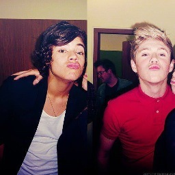 swageeers's profile picture. We adore Linkin Park, One Direction, The Wanted, Jonas Brothers, Janoskians, and many more. We tweet FACTS about 'em! Namaste! ☀