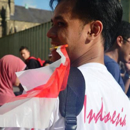 http://t.co/wBPoJeJo  adh blog yg didedikasikan untuk memandu kawan2 di Indonesia yg sedang mencari beasiswa belajar. Mari diskusi di sini
