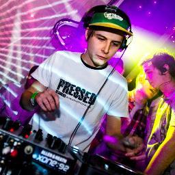 AIM : sideprojektuk

'Side-Projekt' ...is a Dubstep and DnB artist/DJ, signed to Pressed Records + Central Beatz Resident