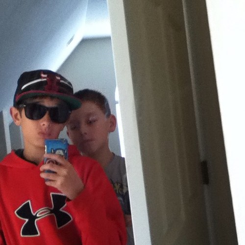 Follow me and ill follow back