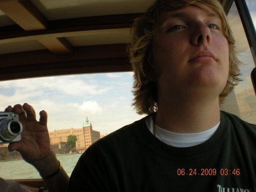 wheflin's profile picture. 