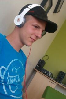 BN'er✌ @jeffstolk geschorst NF=NFB