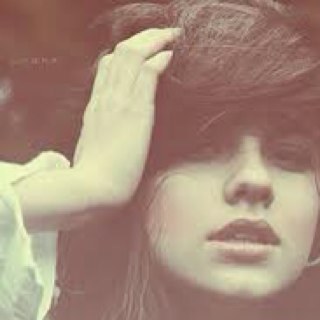 AZEZAABOD's profile picture. لا آرآقب الناس البته.. آعشق عائلتي . ومخدتي . فقط آنتظر بفاآآآرغ الصبر .. هلاك بشار ..