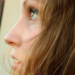 Quando arrivi al cuore di una donna, hai vinto.
V.R.