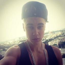 destructionfake's profile picture. 