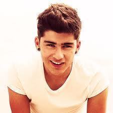 im kewl and fun to be around, i love reading but i LOVE having fun oh and i love justin bieber