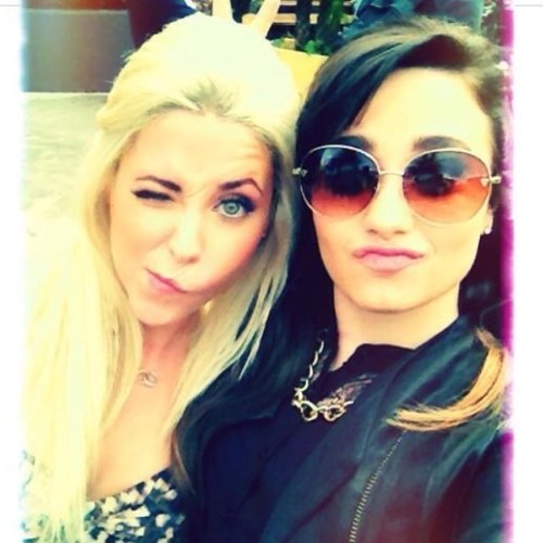 7 billion people on the world and who saved my life was you @ddlovato . Lovatic & Smiler . - I'm @seeyouvic
