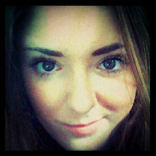 samhodg's profile picture. Fan page of Samantha Hodgins.          Real name Jenny Lewis 13 from London, My Idol is @SamanthaHodgins