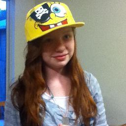 Hey my name is rachel scroggins on facebook my name is rachel ray look me up want more inboxx