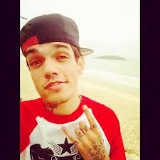 Adriiel Miinha viida , pollo vida = Famiilia Pollo*----*