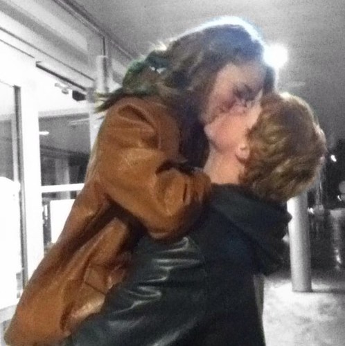 I'm at Thss, and loving it other than the annoying ass grade 8's and in a relationship with an amazing guy :)