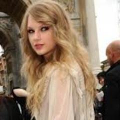 She touch me to be FEARLESS and to SPEAK NOW for all my RED emotions!! @taylorswift13
@BigMachine followed 04 /12/2012 :D
A proud swiftie :D