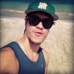 Ser Rebelde é questionar ♥ Ser Rebelde é pensar com a própria cabeça ♥... ♥♥♥ Brasil · http://t.co/VtBeRcNv  
http://t.co/GoUkwFCL