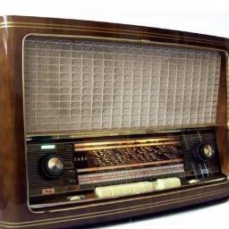 Música y noticiario mágico, aprendices de @Radio_Patio_ nanana nana, RADIOMAGIC