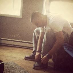 Hate it or love it the underdog's on top
And I'm gonna shine homie until my heart stop