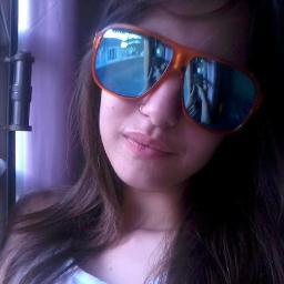 Paty_Da_Mamae's profile picture. Não ligo que me olhem da cabeça aos pés,porque nunca farão minha cabeça e nunca chegaram aos meus pés...