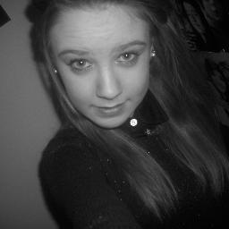 IrisH girL3!! -- ηι¢σℓє 14 ℓσνєѕ σяєσѕ,ƒαмιℓу αη∂ нєя αмαzιηg ƒяιєη∂ѕ ƒσℓℓσωѕ вα¢к 100% нιт тнαт ƒσℓℓσω вυттση,уσυ ωση'т яєgяєт ιт!!3