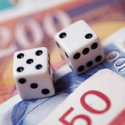 Aan de hand van het CashFlow Game financiële intelligentie verspreiden om het monopolie daarop te doorbreken.