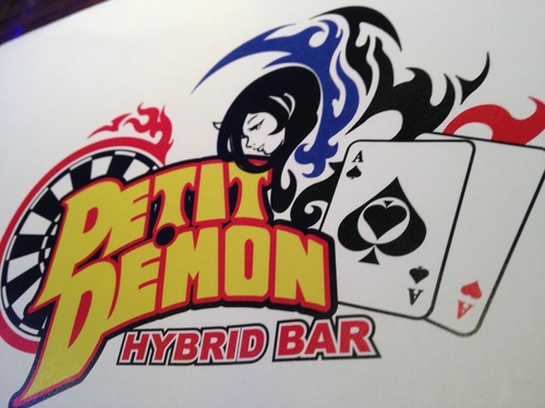 広島アミューズメントポーカーカジノの老舗 BAR PetitDemon!11周年を過ぎ12年目に向かって！お金は一切賭けてない完全アミューズメントBAR! ポーカー初心者講習に海外旅行前のカジノ講習いつでも無料！日本海外予選も開催！広島でポーカー.カジノゲームをお安く覚えるなら是非ぜひ！