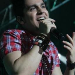 Since : 18/10/11 / Donas : @l_sferreira e @jeanee_s2 / FC Oficializado : 01/11/11.  “Ninguém pode te deter , se você tiver fé .”