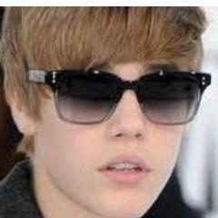 SO MUCH LOVE PARA LOS FANS ... tú siempre estás ahí para mí y yo siempre estaré ahí para ti. MUCHO AMOR. gracias...
@jbieber1_1994