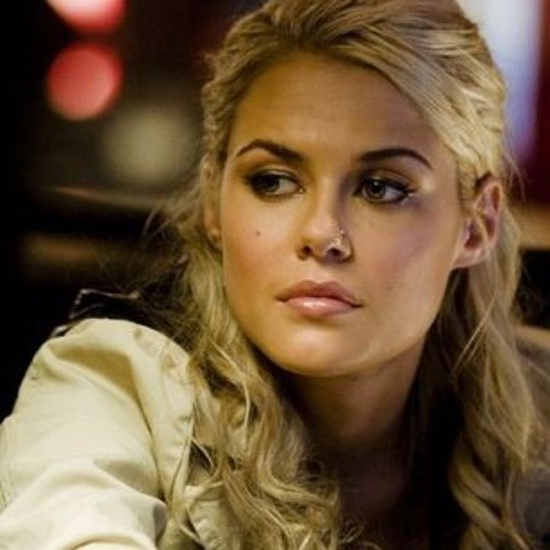 ShieldSlinging's profile picture. Hero, daughter, S.H.I.E.L.D. agent. He wasn't there most of my life, but he is now. That's all that matters. They call me Ms. America.