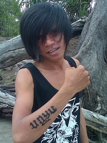 Orng laen bersandiwara kku άþHά​​​​ąą ada nya.