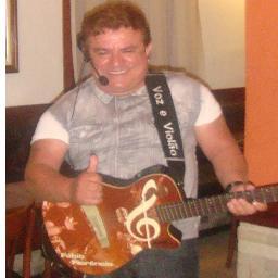 FABIO FLORENCIO VOZ E VIOLAO UNICO MUSICO DA PARAIBA Q TRABALHA C SISTEMA D MICROFONE AURICULAR E VIOLAO SEM FIO.SHOW VOZ E VIOLAO C;GRANDE  PB 83 99904727