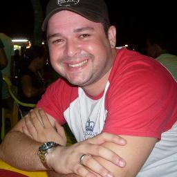Um Cara do Bem que Luta pela felicidade... um dia Eu chego lá =]