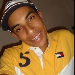 Oi sou Rodrigo Santaaa,Sou Um Garoto #Ousado& #Alegre #Solteiro Tenho , 16 Anos ;) to na procura de uma #NAMORADA ,