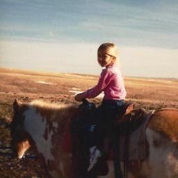 sdcountrywife's profile picture. A woman intent on sharing beauty and making the most of this short time on earth. http://t.co/aG3I9NWB