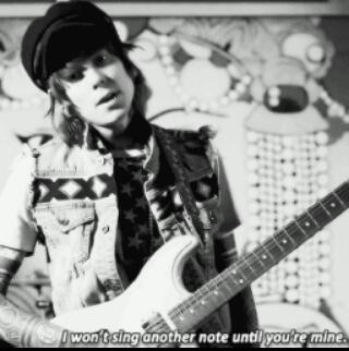 Christofer Drew is super duper cute i cant stand it ♥. {11/11/12} Taylor, Hayden & Chris son los más lindos *w*.