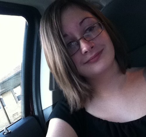My names Robyn 15 years old My other twitter is @Imperfectrobyn  and @_PreventSuicide3
