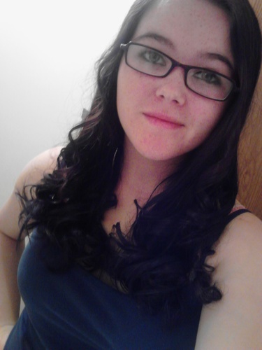 The name is Brittany Nicolee, learn it, live it, love it.3 I'm a juniorr @ HLHS, C/O 2014! Life is qood & I wouldn't have it any other way!