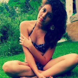 Soy Diana (: Amo los caballos, los bailes,el volleyball , el campo ,el café, la nutella ♥