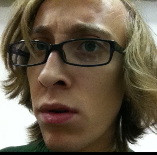 Himynameisdew's profile picture. Show must go on