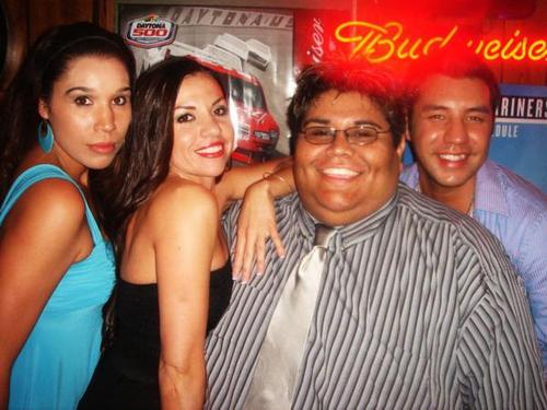 skumxist's profile picture. bluntness is becoming