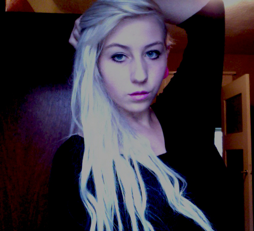 AllisonGervoyse's profile picture. Laugh w. many but don't trust any ❌