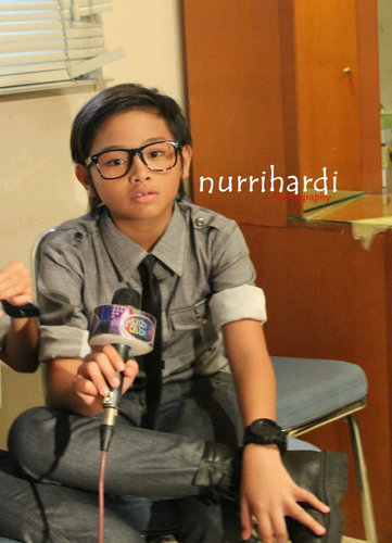 ini adalah official fans club @alvaromaldini1 resmi :) salah satu personil @coboyjr ,pemeran #musikallaskarpelangi ,dan  idola cilik 3 :)