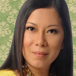 Sharon Vaz helps marketers & experts gain the Star Status they deserve with results-oriented marketing & branding campaigns. Be a real Star! Start with an Angel