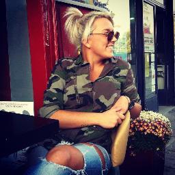 Ashleaki's profile picture. 