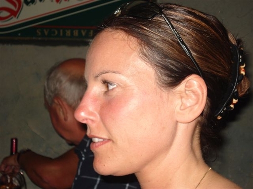 Born in Deurne and now living in Hoogeloon. Working in Eindhoven at a Marketing company.