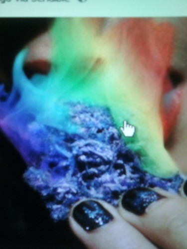 emond_d's profile picture. if at first you don't succeed roll a blunt and smoke some weed

Kushlove onelove