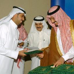 صحفي بصحيفة الرياض