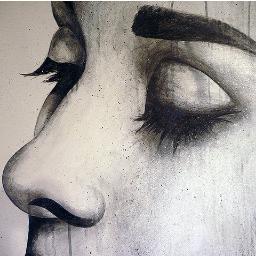 DzoanaDzo's profile picture. 