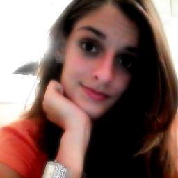 13 anos,de Recife, mar, sol e brigadeiro, gosto de assistir jogos de futebol, sou Náutico :X I'm Directioner (:
