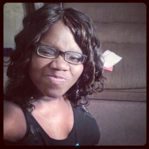 #MOTHER OF 2 :)
#WOMAN OF GOD:) 
#R.I.P GRANNY 8/7/2010 LOVE YU 
#R.I.P KENNY MCKINLEY
#TEAMFOLLOWBACK :)
FOLLOW ME ON INSTAGRAM:::: @DOMINQUE_XOXO