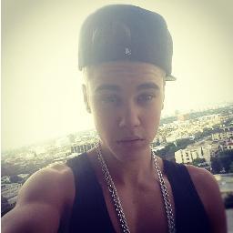 I Always Love And Support The Boy Who Changed My Life, And Who Makes Me Smile Every Day @justinbieber♥ He's my everything.