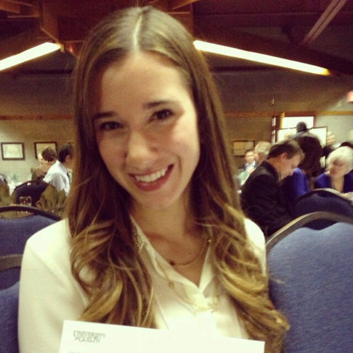 aliciamarie_88's profile picture. Lover of food, travel, and all things yoga. Life learner. Aspiring wizard.